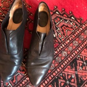 Frye rose slip on black